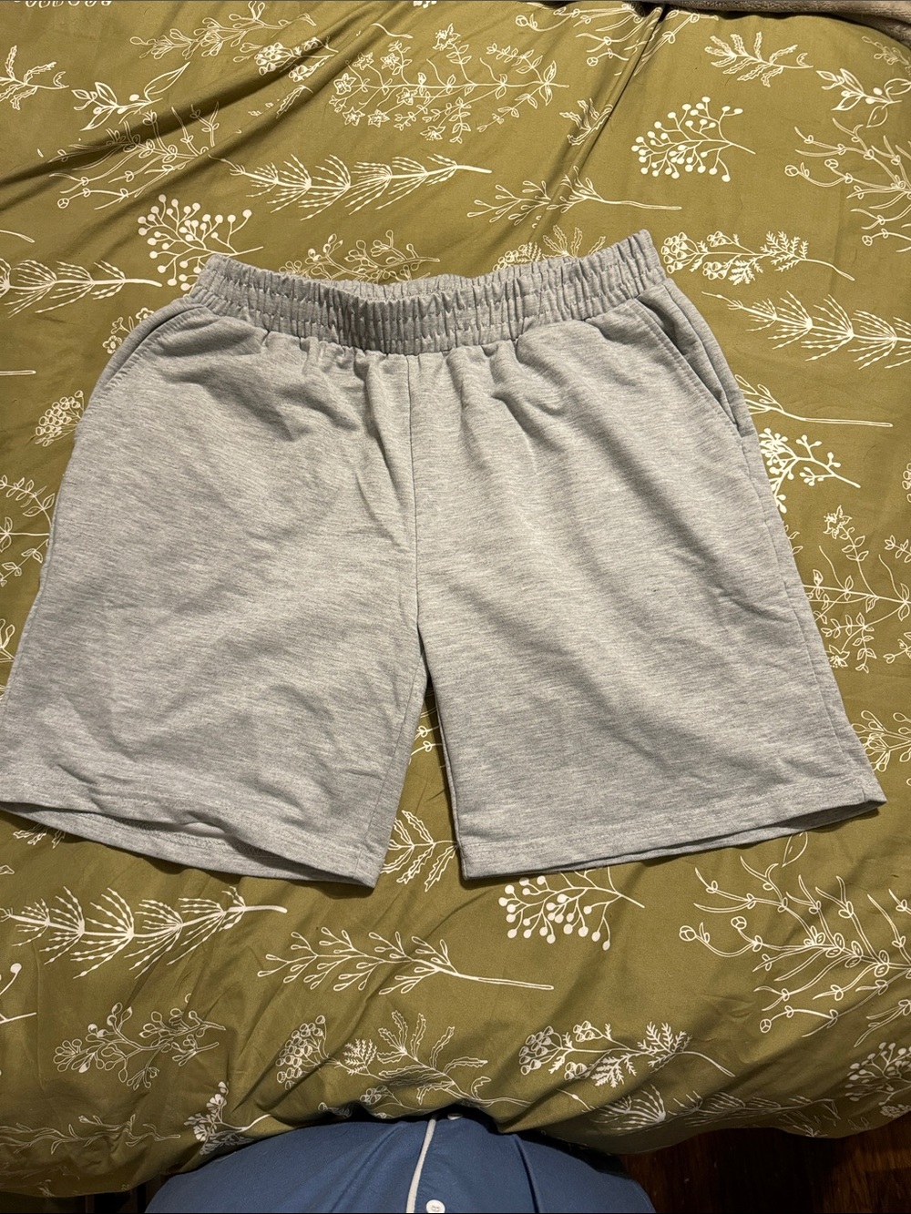 ROMWE Light Gray Men's Athletic Drawstring Shorts